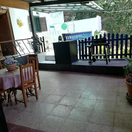 Casa Mari Carmen Y Jose 아파트 아데제